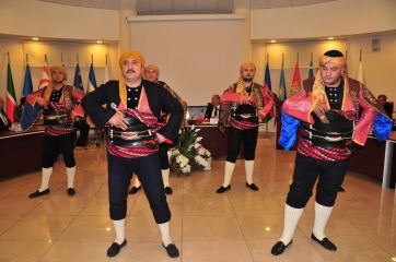 GENEL BAŞKANIMIZA MİMAR SİNAN KITA AŞAN PROJELER ÖZEL ÖDÜLÜ