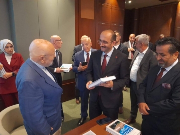 KIBRIS BARIŞ HAREKÂTI’NIN YIL DÖNÜMÜNDE MİLLET KÜTÜPHANESİ’NDE ANLAMLI BİR PROGRAM: “KIBRIS ŞEHRENGİZİ” TANITIMI VE “SU, ÇEVRE, DOĞAL KAYNAKLAR” KONFERANSI