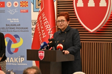 Türk Dünyası Mühendisler ve Mimarlar Birliği Tarafından “Türk Dünyası Üstün Hizmet Ödülleri” Töreni Üsküp’te Yapıldı