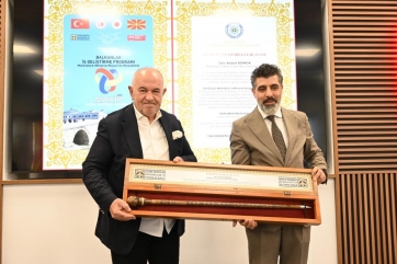 Türk Dünyası Mühendisler ve Mimarlar Birliği Tarafından “Türk Dünyası Üstün Hizmet Ödülleri” Töreni Üsküp’te Yapıldı