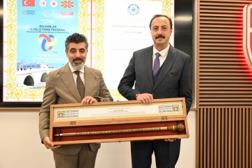 Türk Dünyası Mühendisler ve Mimarlar Birliği Tarafından “Türk Dünyası Üstün Hizmet Ödülleri” Töreni Üsküp’te Yapıldı