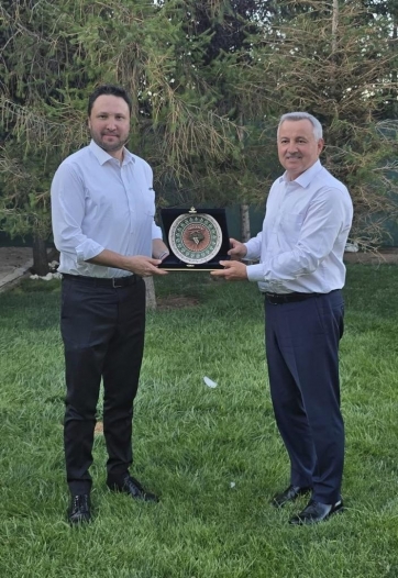 Yusufeli’nden Gagauzya’ya Uzanan Hatıra: Bir Soydaş Diplomatla Vedalaşma