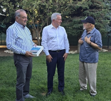 Yusufeli’nden Gagauzya’ya Uzanan Hatıra: Bir Soydaş Diplomatla Vedalaşma